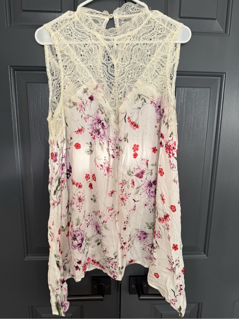 Torrid Cream Floral Lace Yoke Sleeveless Top - Feminine Summer Blouse